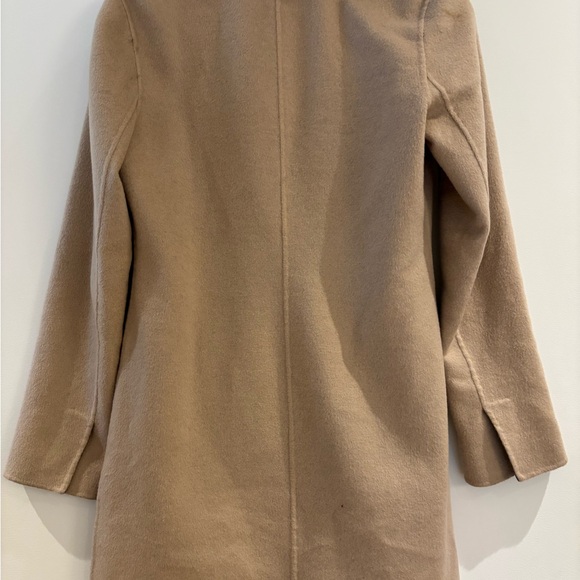 Neiman Marcus Tan and Gray Cape 100% Cashmere Coat - Picture 2 of 5